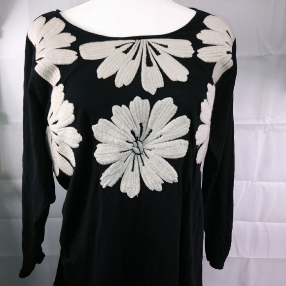 Lucky Brand Tops - 1X Lucky Brand black shirt with white flowers